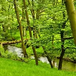 Daire Finest Retreats - Victory Mill - One Pickering