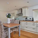 Finest Retreats - Victory Mill - One Daire *