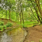 Finest Retreats - Victory Mill - One *