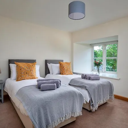 Daire Finest Retreats - Victory Mill - One